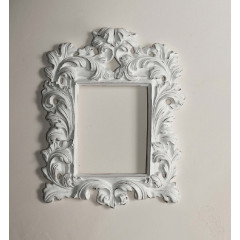 BAROQUE FRAME 2