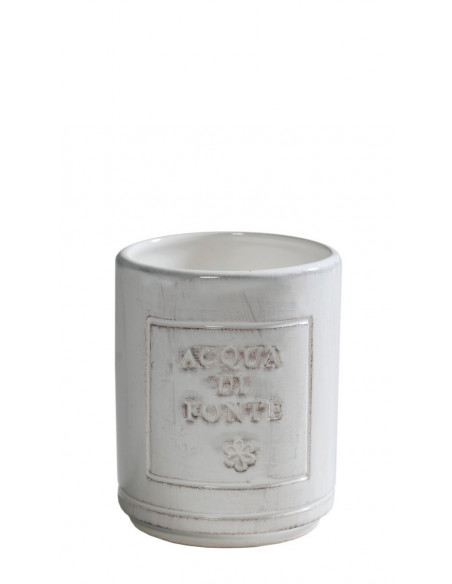 TOOTHBRUSH HOLDER