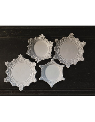 SMALL PLATE