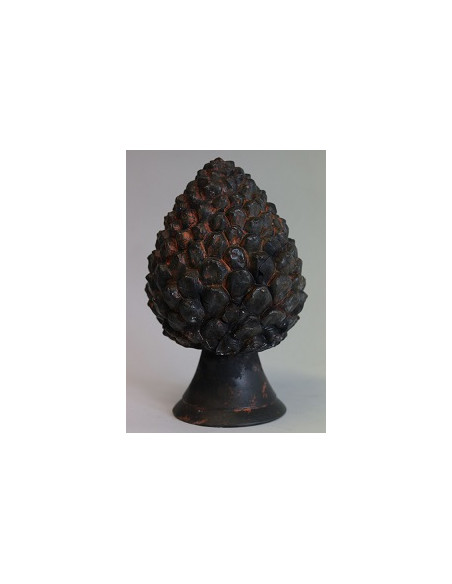LARGE PINE CONE