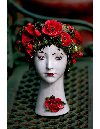 POPPY FIGURAL LADY