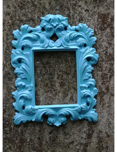 SQUARE FRAME