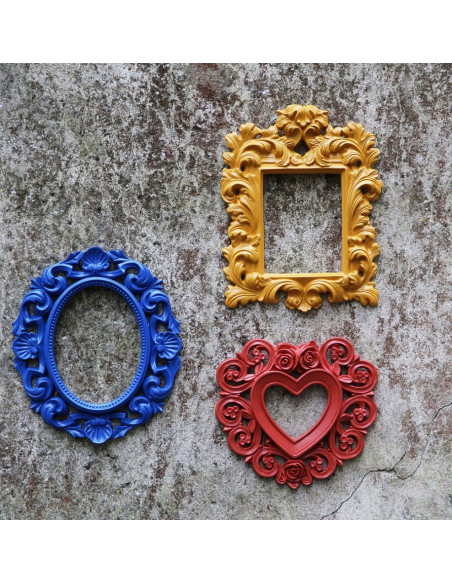 OVAL PLASTER FRAME